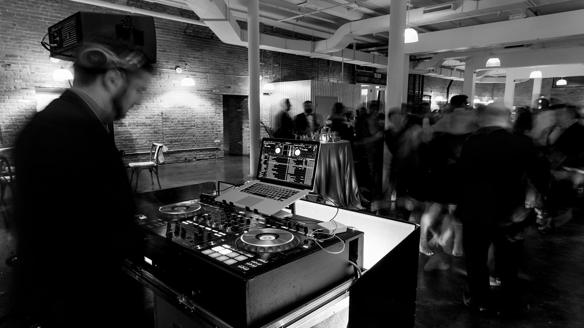 DJ & Music 2