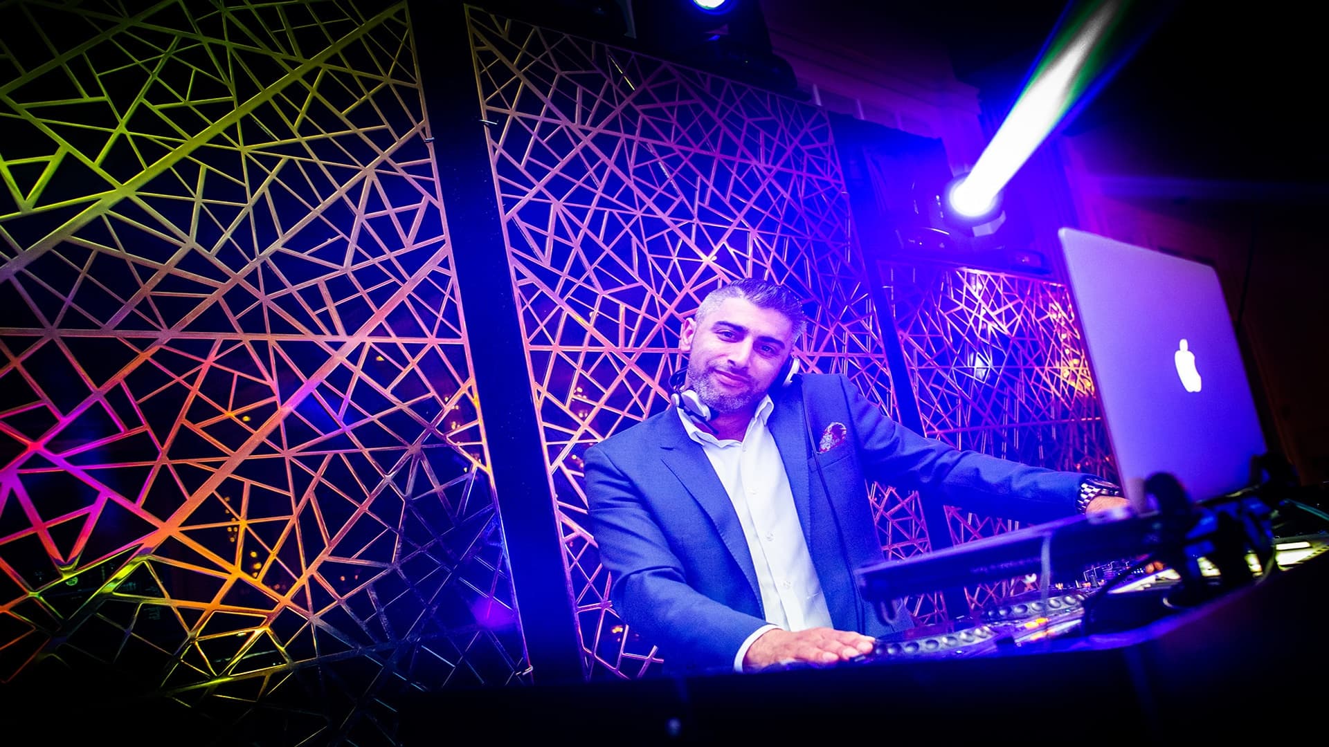 DJ & Music 4
